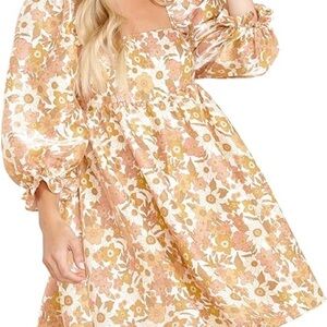 Stora ; Floral Puff Sleeve Dress